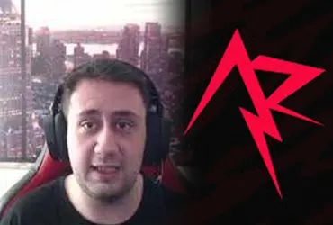 Youtuber Adro kimdir? Gerçek adı ne? Kaç yaşında? Yüzünü neden göstermiyor?